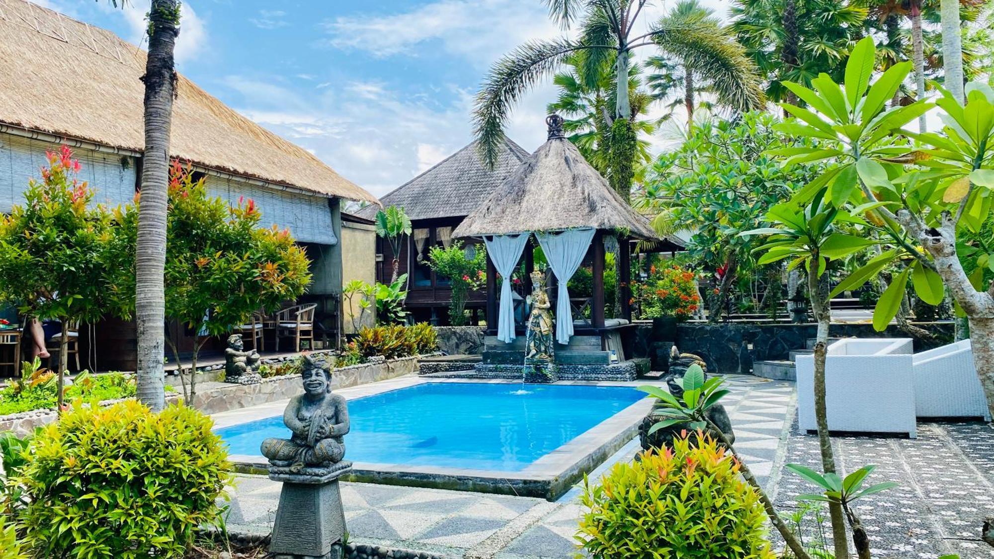 Dong Loka Guesthouse Bali Carangsari Exterior foto