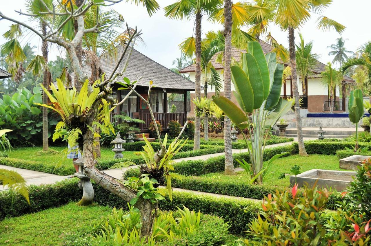 Dong Loka Guesthouse Bali Carangsari Exterior foto